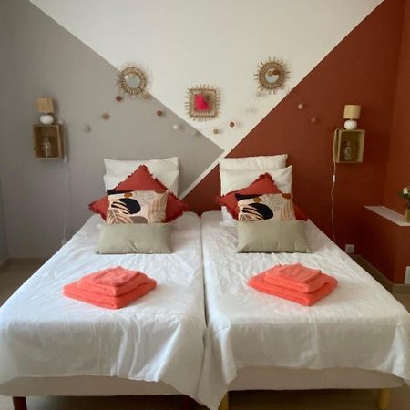 Chambre D'Hotes Zephyr Libeccio Le Moulin De Predelles Reillanne 外观 照片